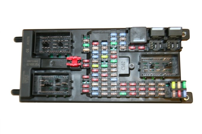 Skrzynka bezpieczników Discovery 3 / RR Sport