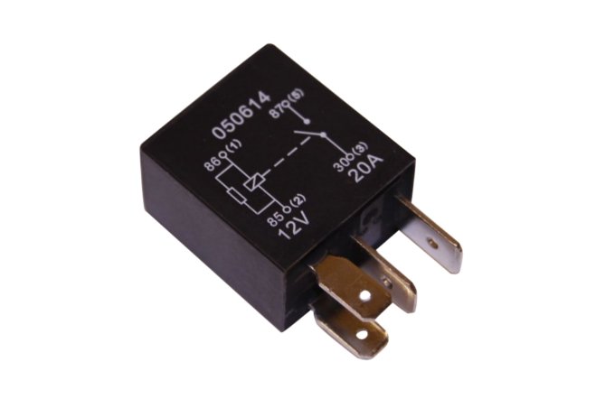 Przekaźnik czarno-żółty 20A Defender 2 / Discovery 3 / Discovery 4 / Discovery 5 / Discovery Sport / RR L322 / RR L405 / RR L460 / RR Sport / RR Sport od 2014 / RR Sport L461 / RR Evoque / RR Evoque 2 / RR Velar